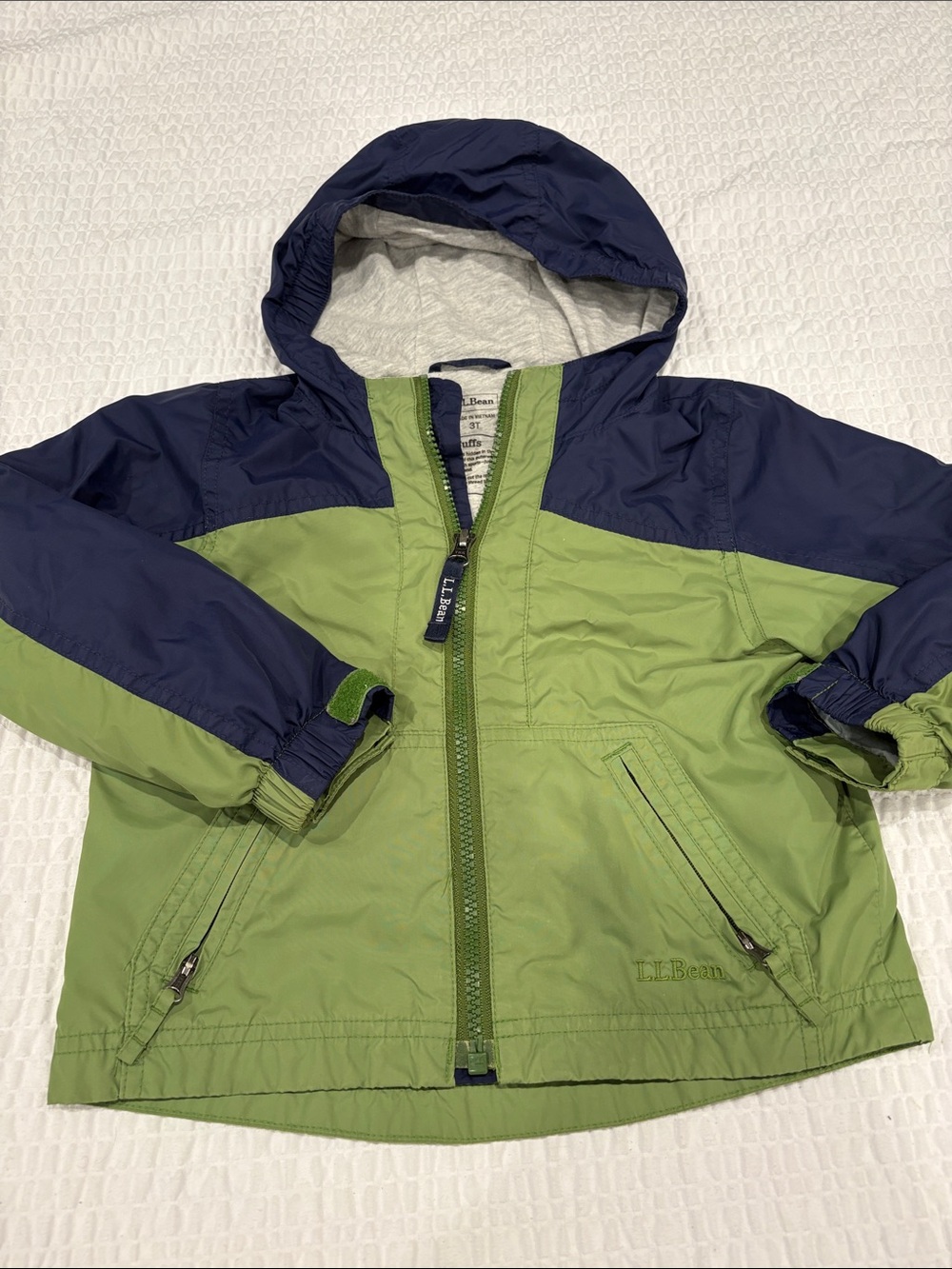 L.L. Bean Kids Green and Navy Hooded Light Jacket
Size 3T